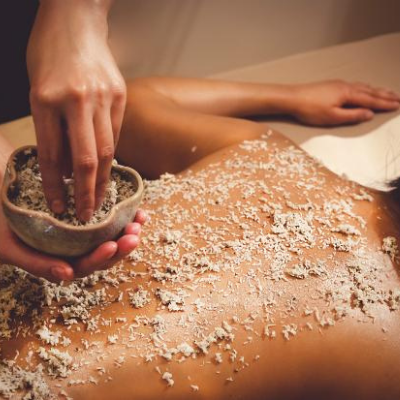 Lavender Dreams Full Body Scrub 60min